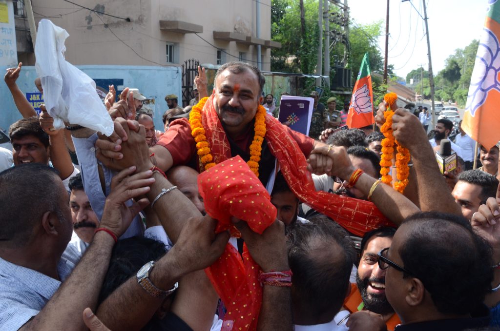 Bahu vikram randhawa bjp (2)